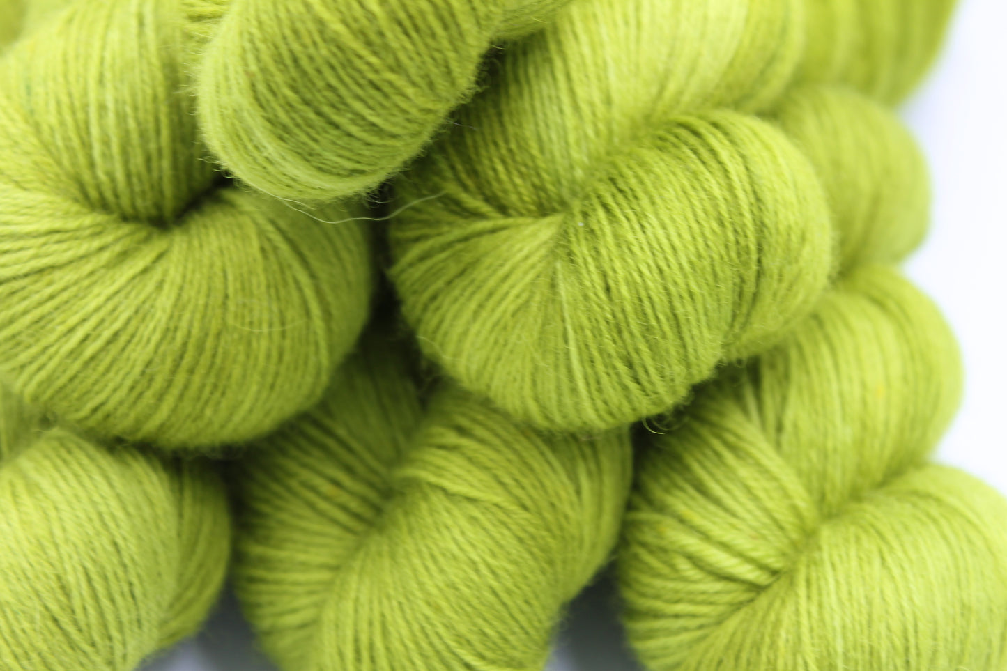 Fern whisper Non Superwash 100% Blue Faced Leicester 100g