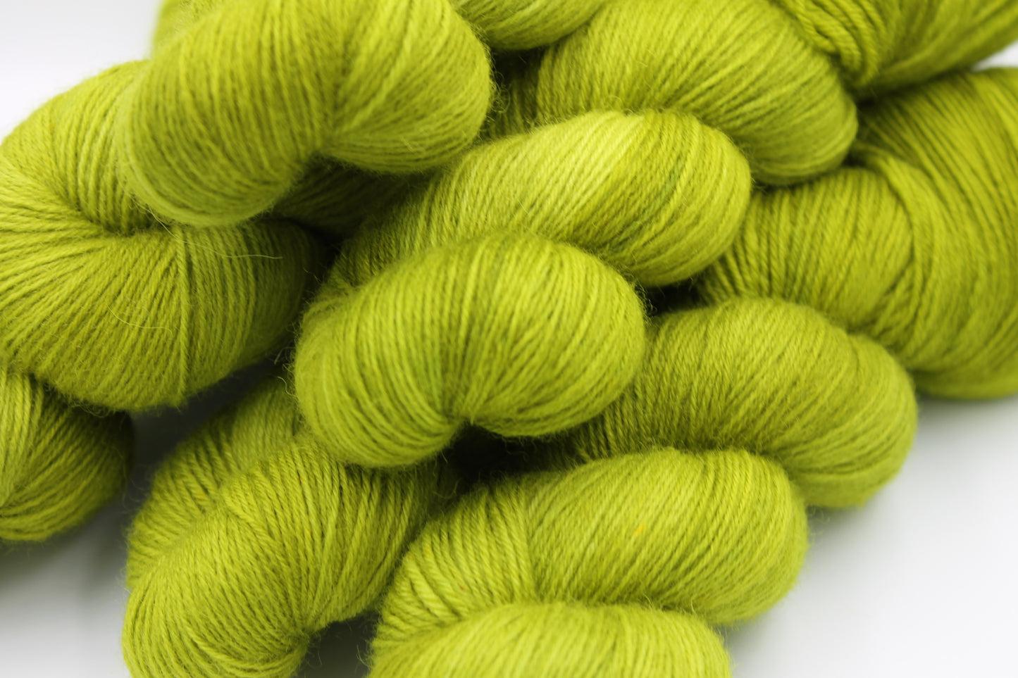 Fern whisper Non Superwash 100% Blue Faced Leicester 100g