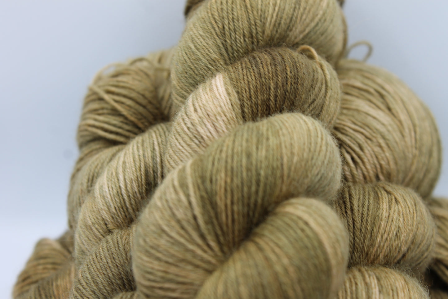 Tobacco lace Non Superwash 100% Blue Faced Leicester 100g