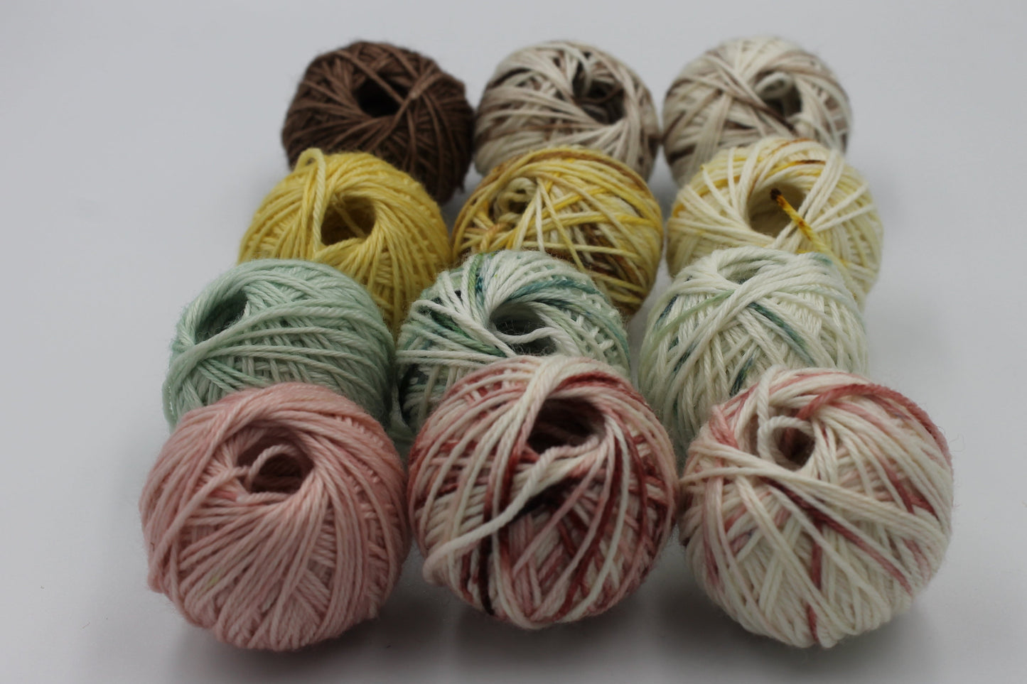 Pink Bear & Jemima's Speckles and Solids Selection Pack Two, 12 x 10g Paw Wound