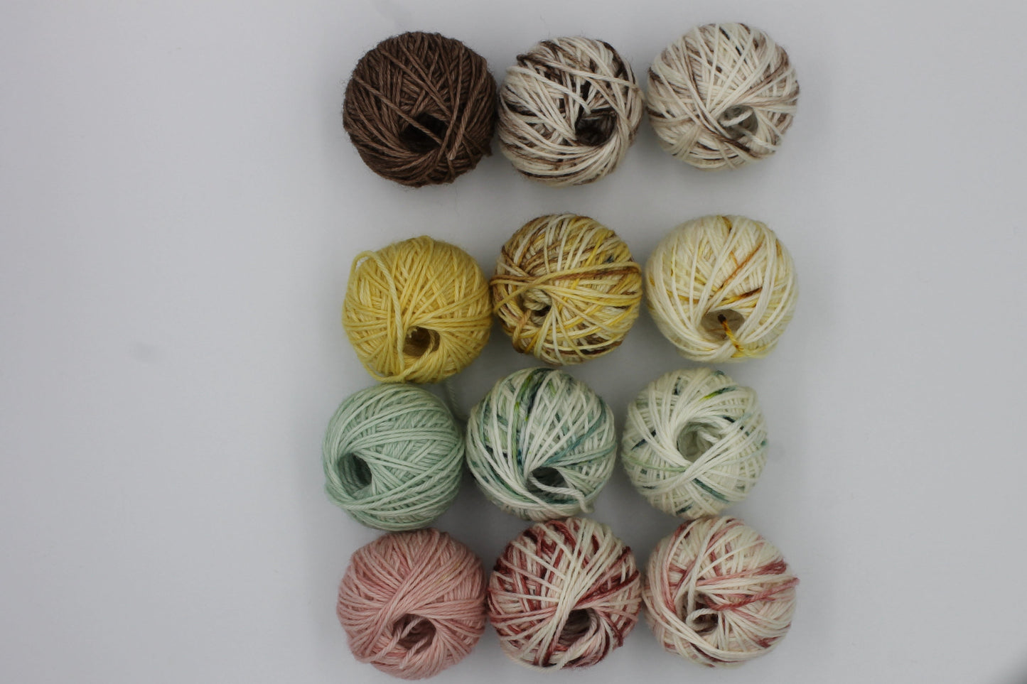 Pink Bear & Jemima's Speckles and Solids Selection Pack Two, 12 x 10g Paw Wound