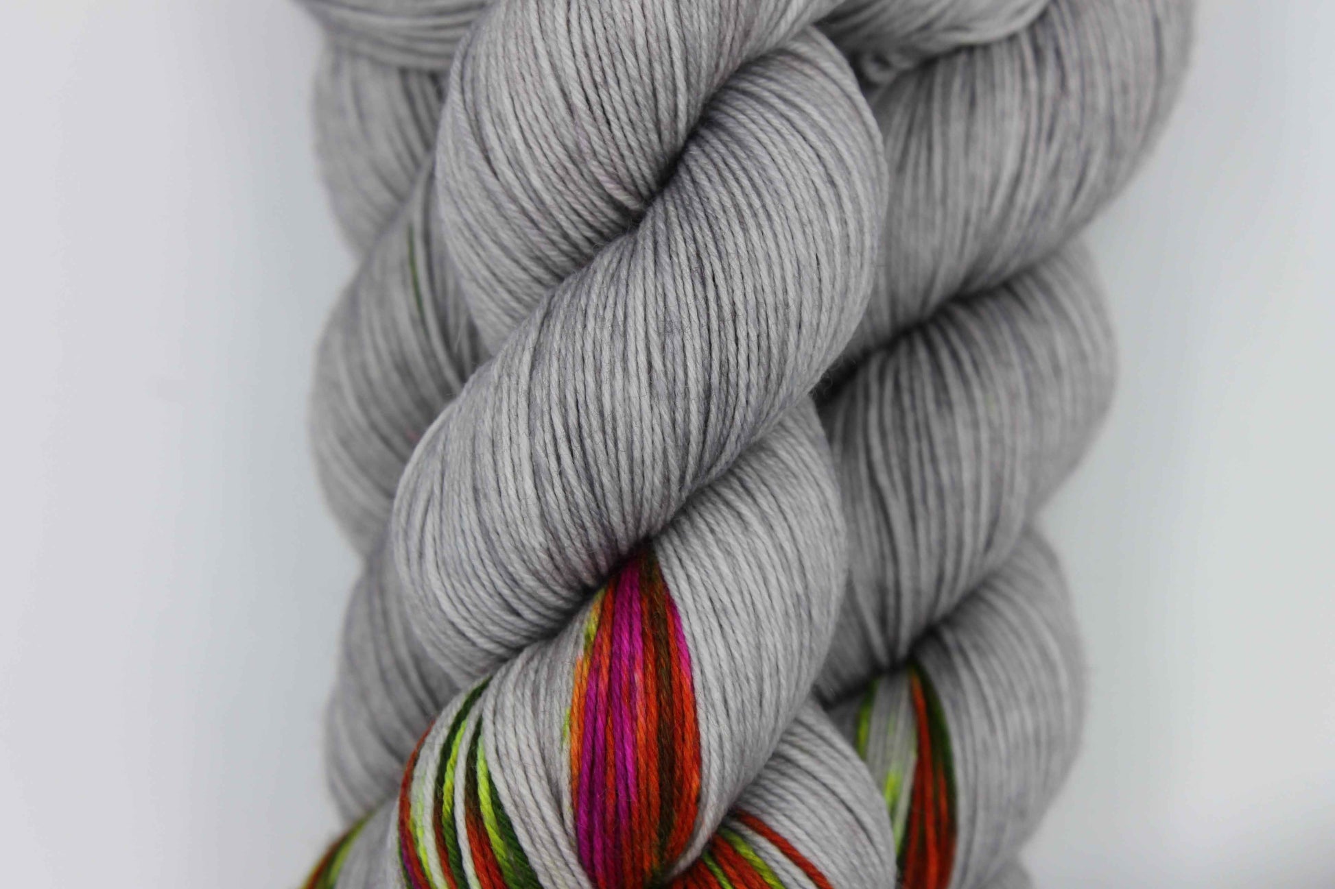 Misty Carnival Assigned Pooling Sock Skein 100g Hand Dyed Merino Nylon Yarn 75% SuperWash Merino 25% Nylon
