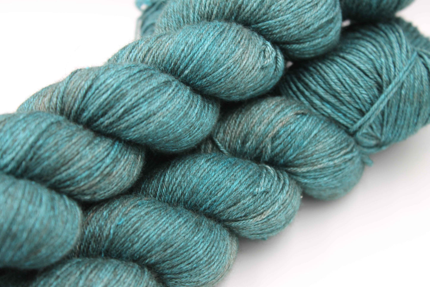 Silken Seafoam Sock Yarn Skein 50% Yak 50% Silk 100g