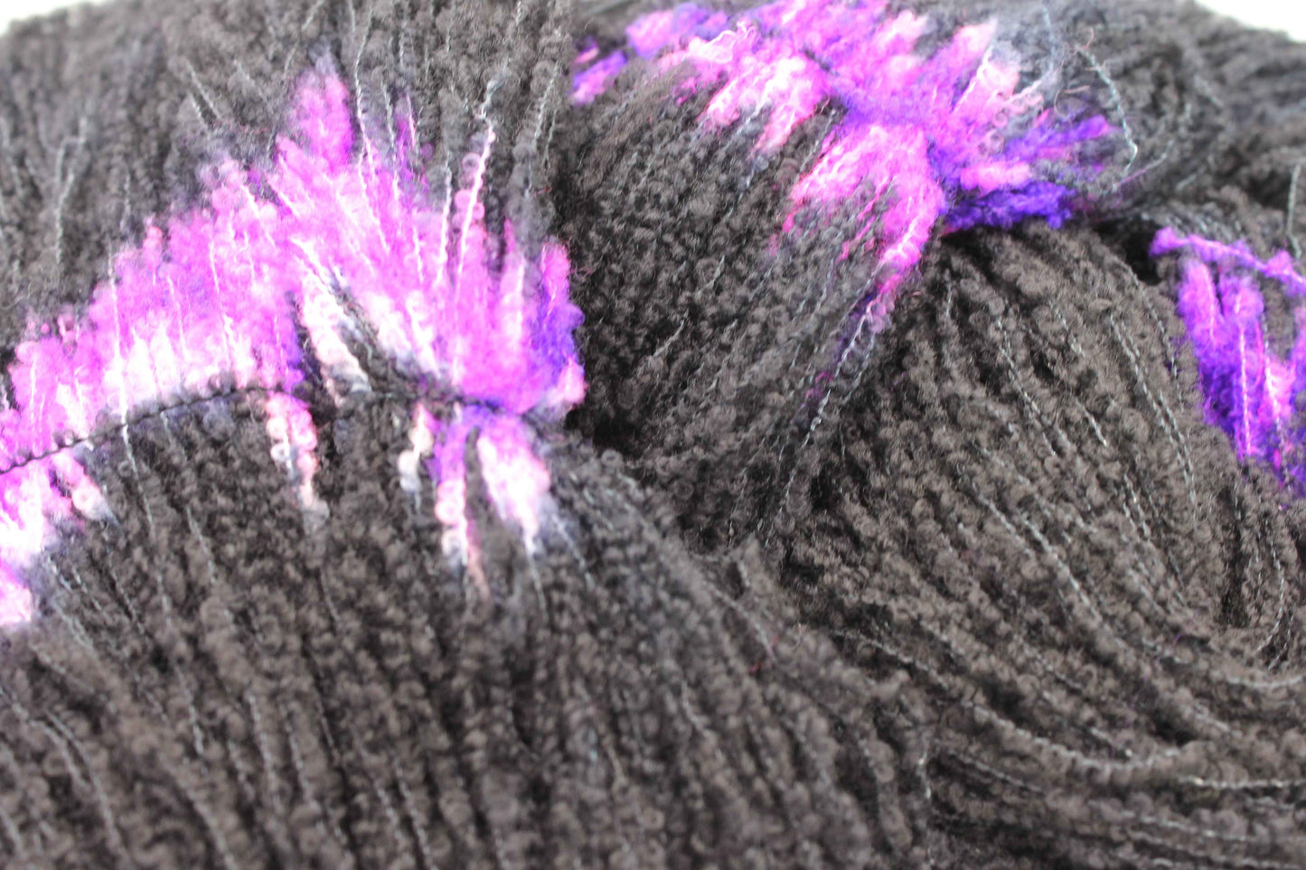 Electric Eclipse 80% Superfine Merino Wool Boucle Yarn - 20% Nylon Lace Weight 100g Skein