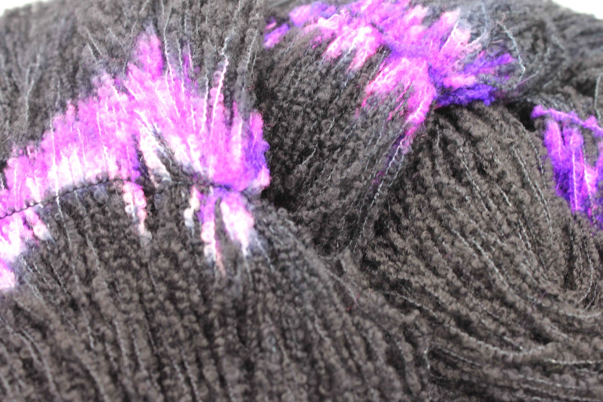 Electric Eclipse 80% Superfine Merino Wool Boucle Yarn - 20% Nylon Lace Weight 100g Skein