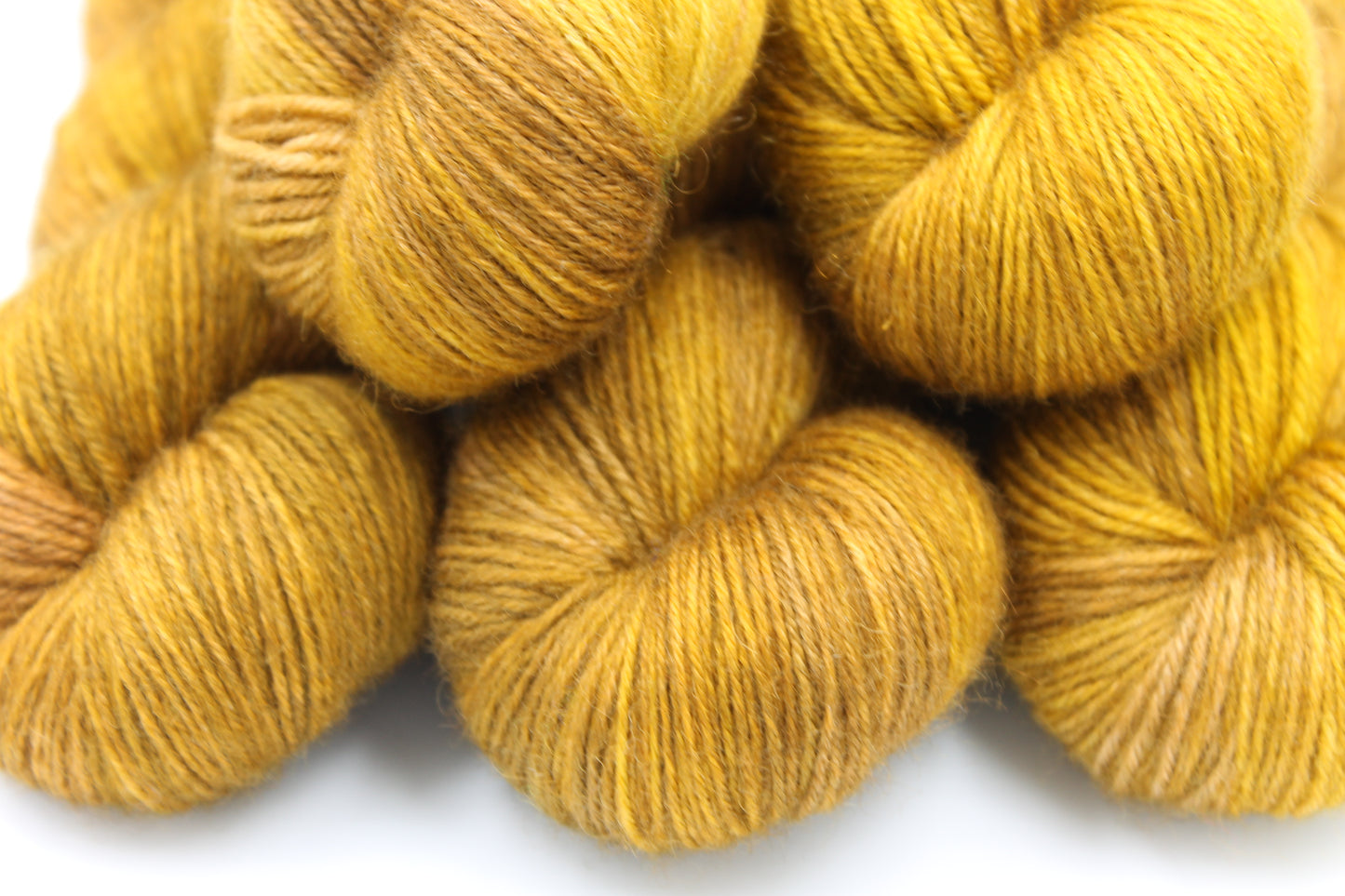 Honey Bear Non Superwash 100% Blue Faced Leicester 100g