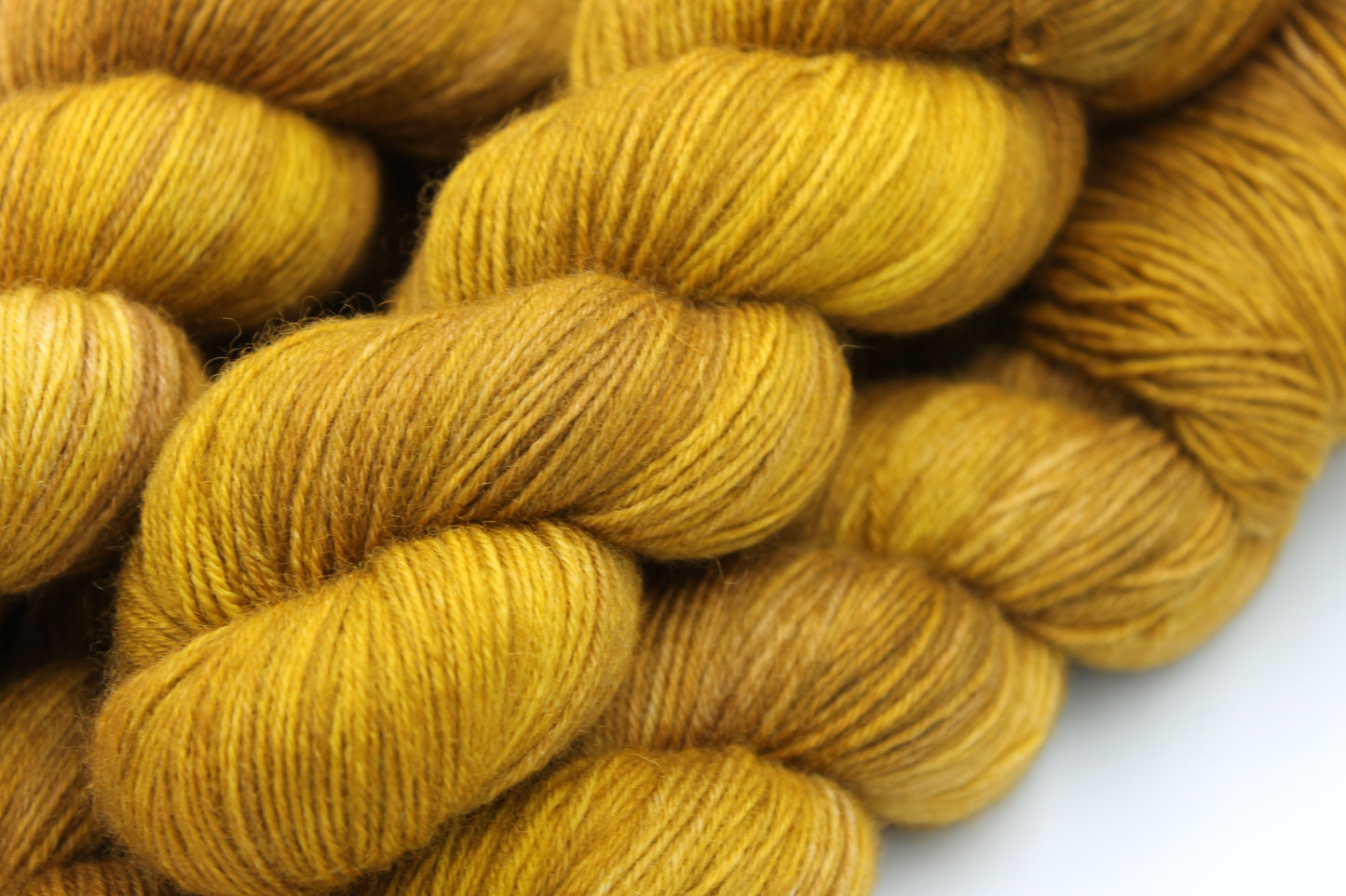 Honey Bear Non Superwash 100% Blue Faced Leicester 100g