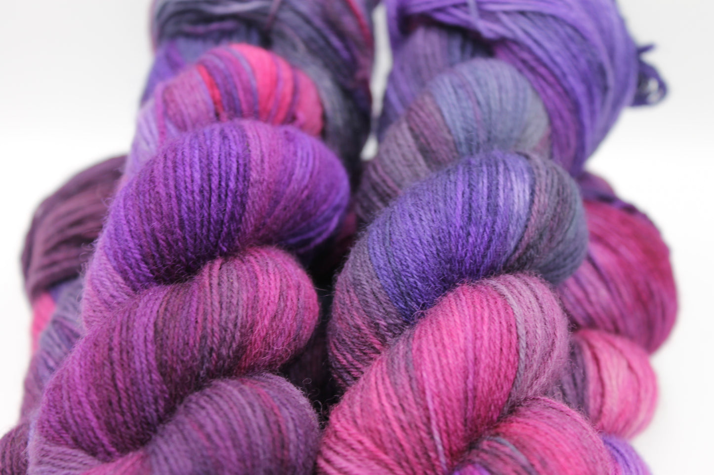 Berry Whisper Non Superwash 100% Blue Faced Leicester 100g