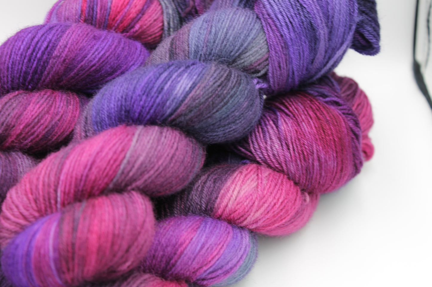 Berry Whisper Non Superwash 100% Blue Faced Leicester 100g