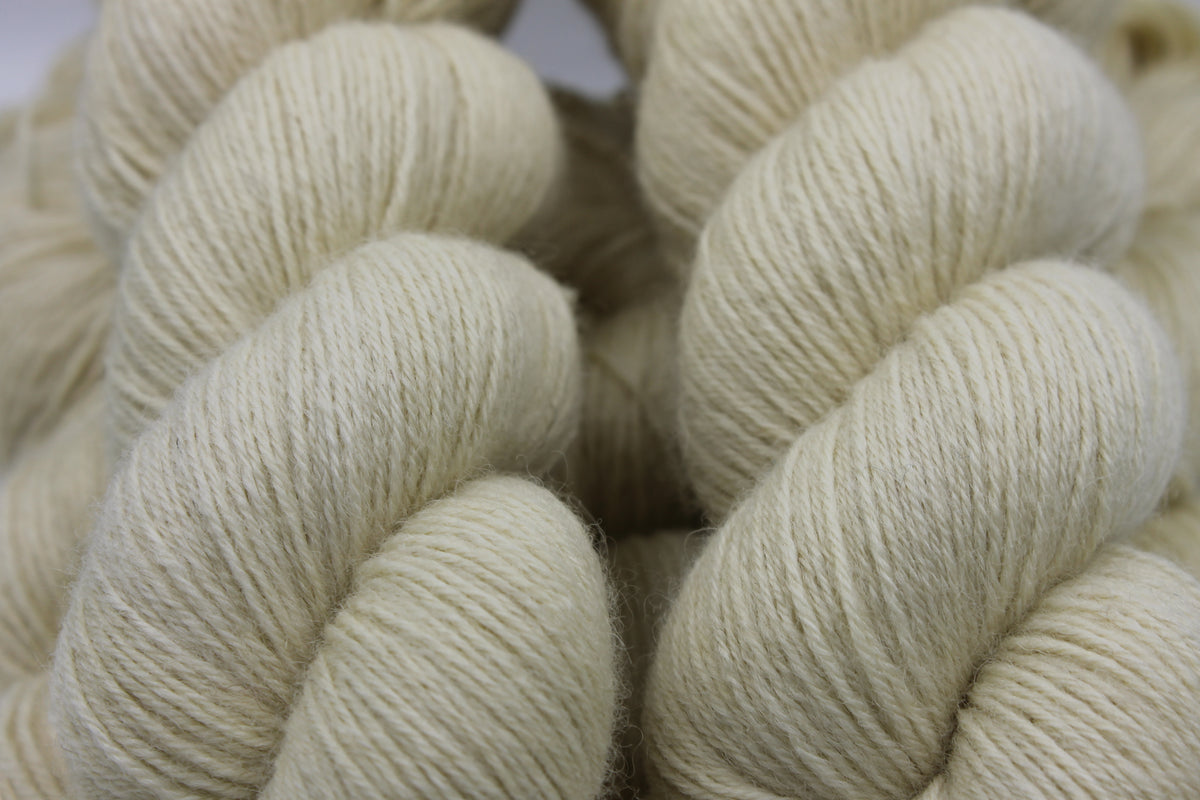 Cream Non Superwash 100% Blue Faced Leicester 100g