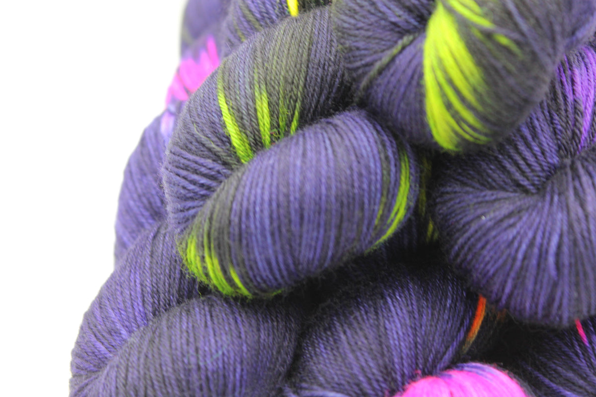 Neon Illuminations Sock Skein 100g Hand Dyed Merino Nylon Yarn 75% SuperWash Merino 25% Nylon