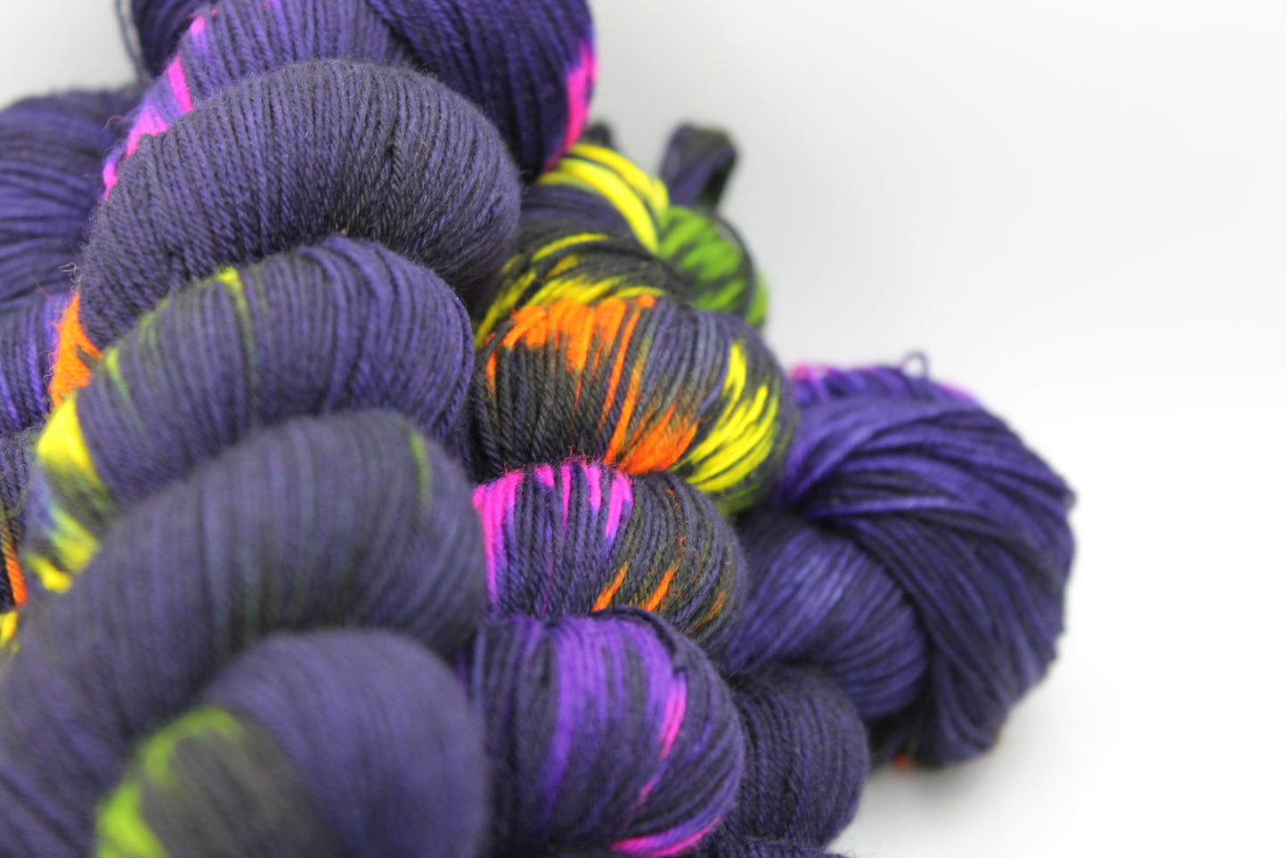 Neon Illuminations Sock Skein 100g Hand Dyed Merino Nylon Yarn 75% SuperWash Merino 25% Nylon
