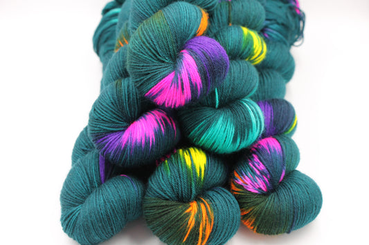 Neon Forest Sock Skein 100g Hand Dyed Merino Nylon Yarn 75% SuperWash Merino 25% Nylon
