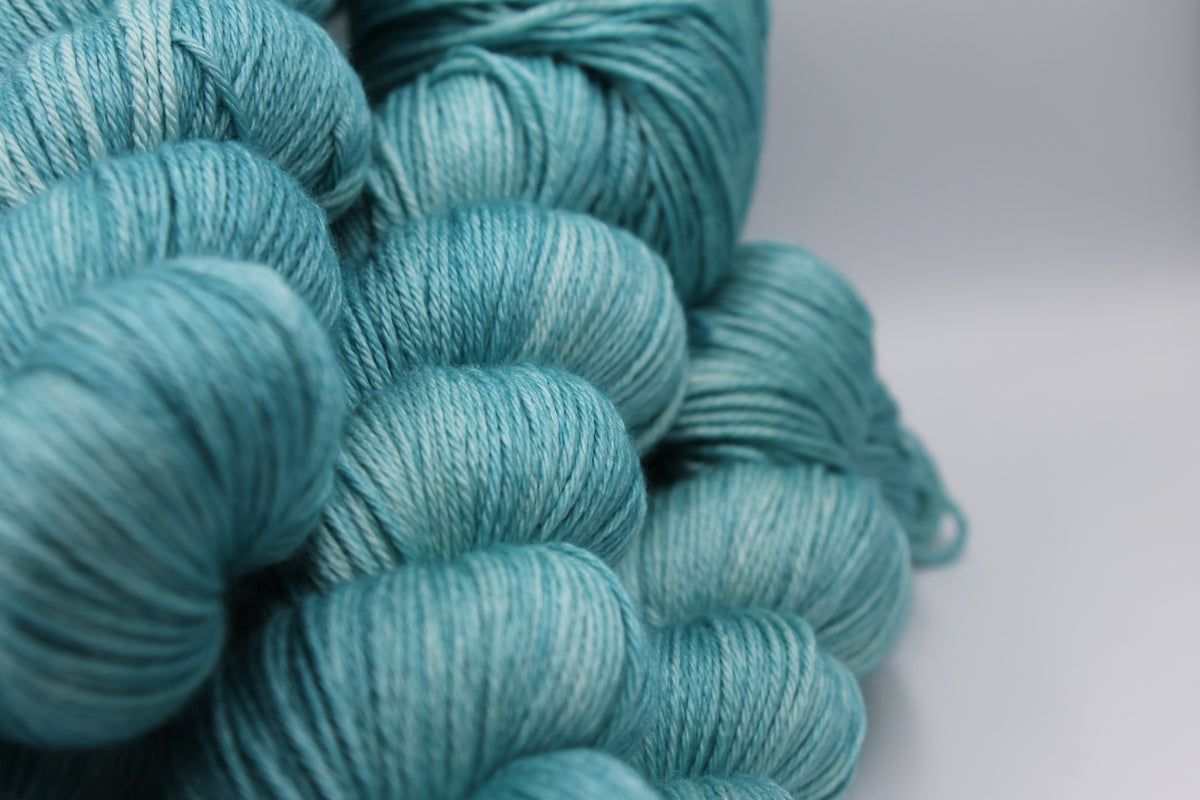 Icicles  - 50% Superwash Merino Wool, 50% Silk, 100g