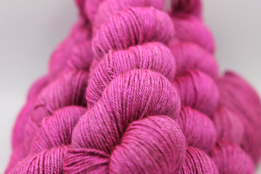 Fuchia Sock Skein 60% SuperWash Merino 20 silk  and 20 Yak Hand Dyed Yarn