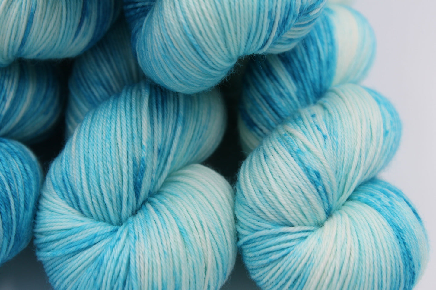 Lagoon Deep Speckle  Sock Skein 75% SuperWash Merino and 25 Nylon Hand Dyed Yarn 100g
