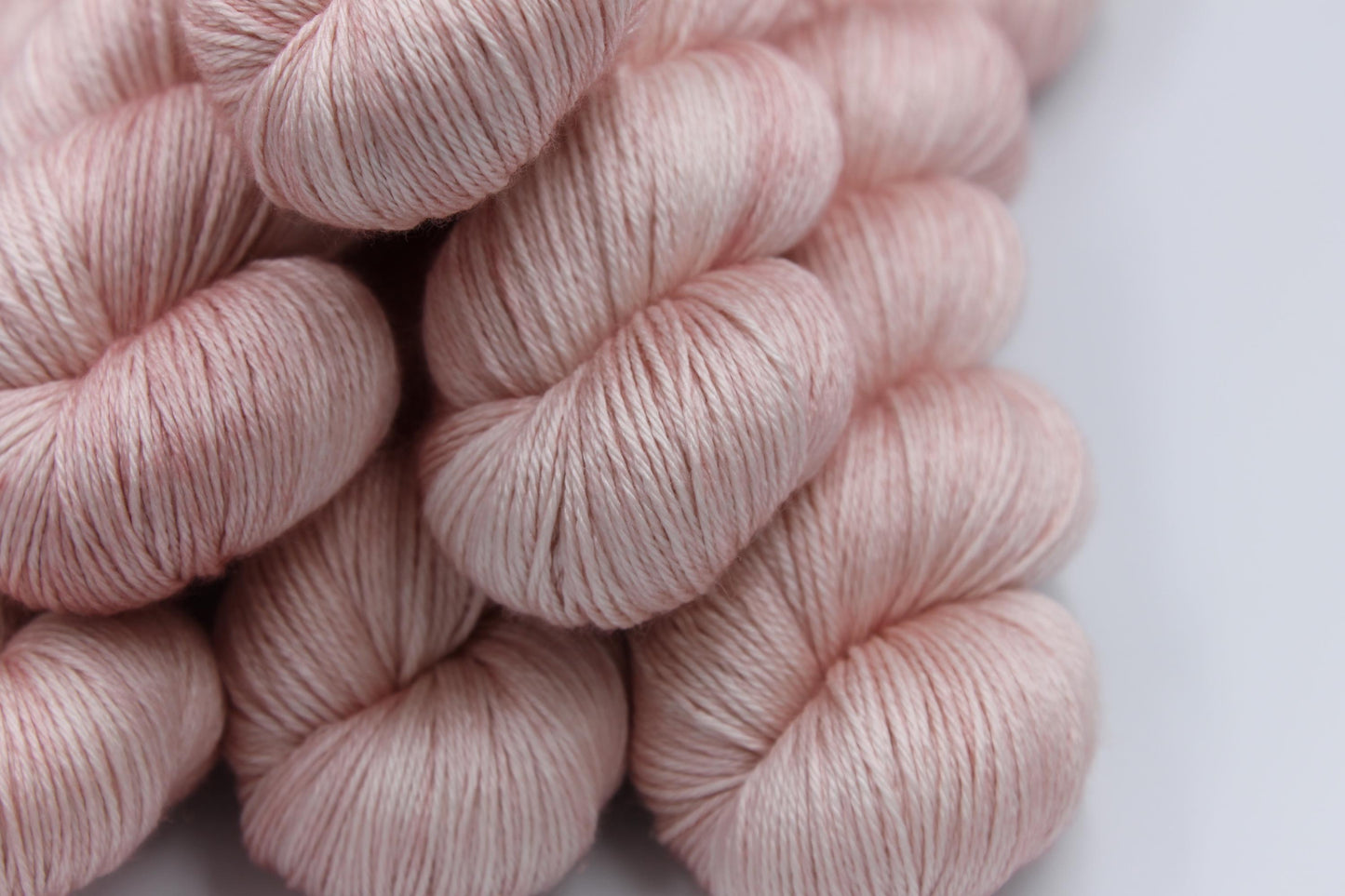 Old Rose Sock skein  50% Superwash Merino Wool 50% Silk 100g Skeins