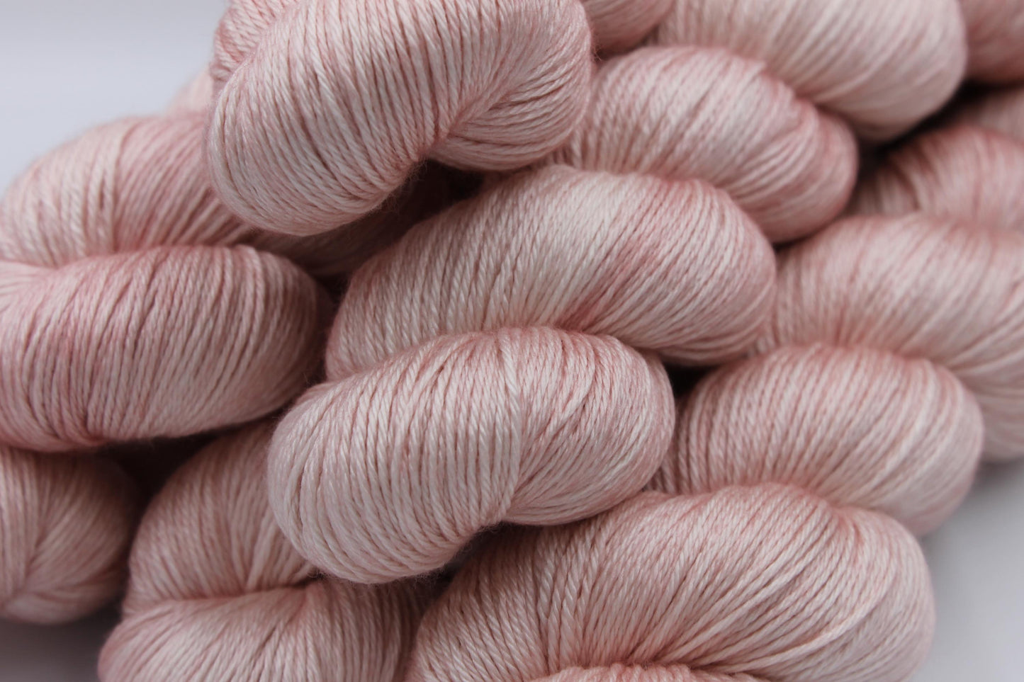 Old Rose Sock skein  50% Superwash Merino Wool 50% Silk 100g Skeins