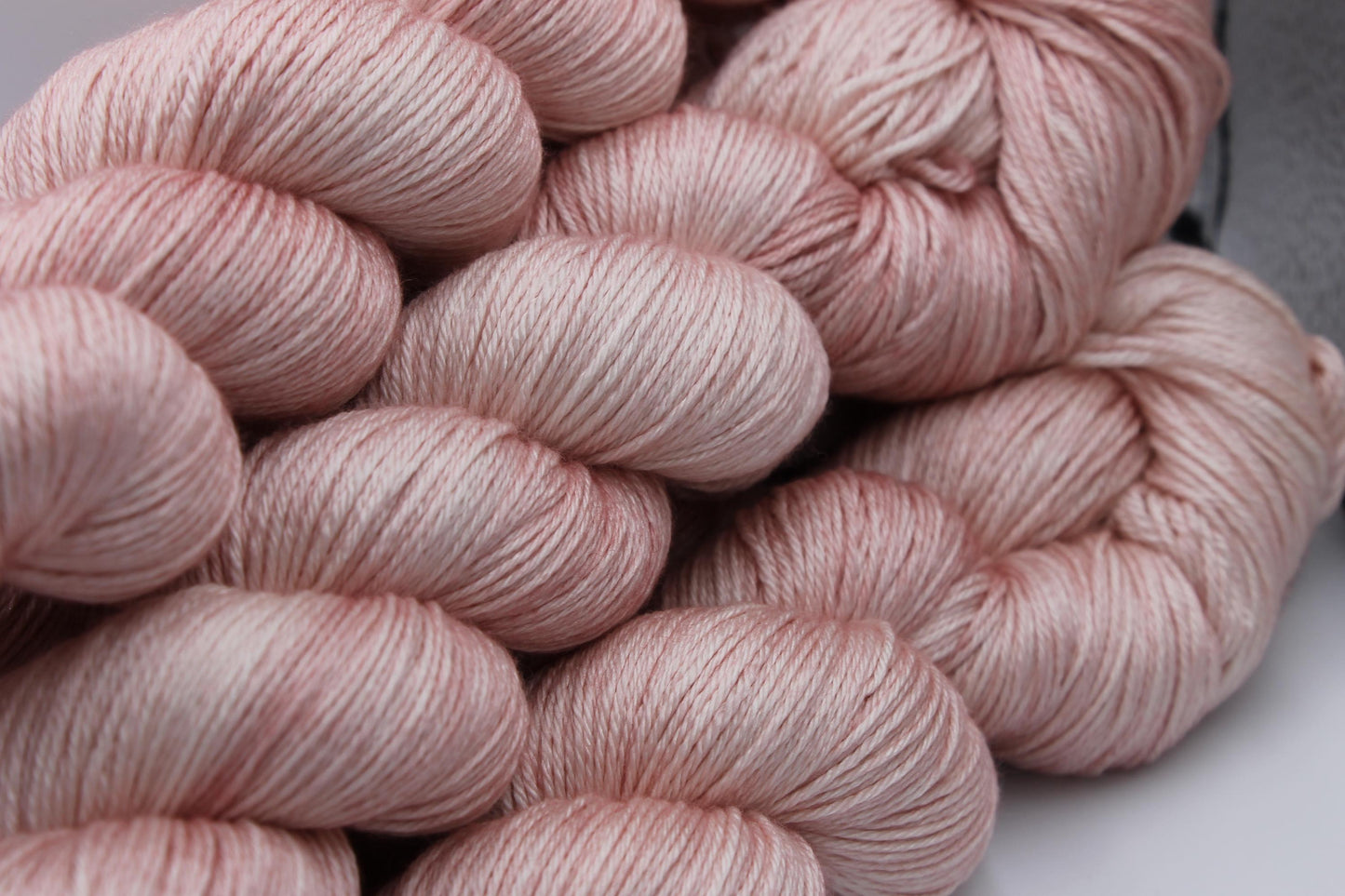 Old Rose Sock skein  50% Superwash Merino Wool 50% Silk 100g Skeins