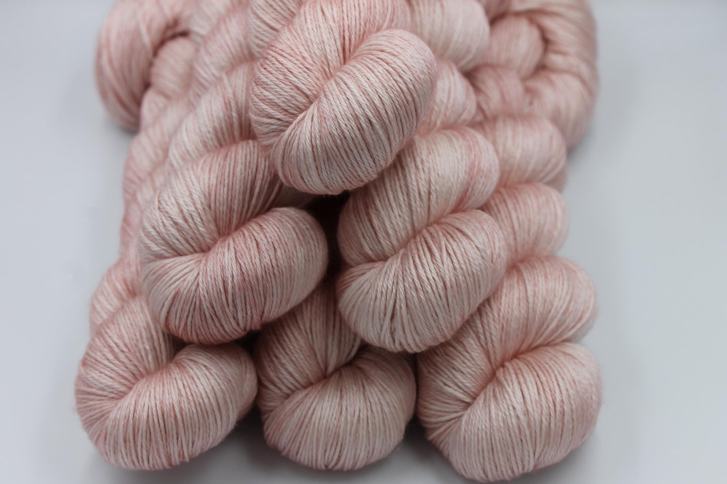 Old Rose Sock skein  50% Superwash Merino Wool 50% Silk 100g Skeins